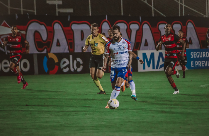 Fortaleza bate o Vitória, avança para as oitavas de final da Copa do Brasil e garante cota de R$ 3 milhões