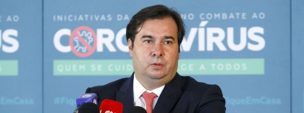 Rodrigo Maia afirma que vai deixar o DEM para fazer oposição a Bolsonaro