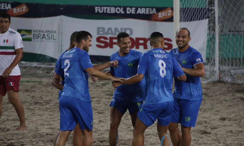 Brasil vence México por 11 a 1 em Mundial de Futebol de Areia