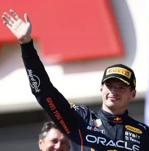 Verstappen vence GP da França e dispara na liderança da Fórmula 1