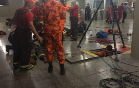 Três funcionários ficam desacordados após inalarem gás na estação de metrô do Benfica, em Fortaleza