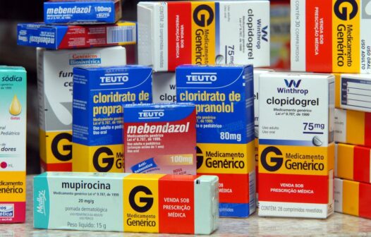 60% dos brasileiros não sabem a diferença entre genéricos e medicamentos de referência