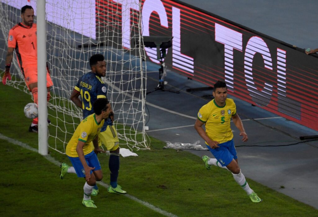 Copa América: Brasil vence Colômbia no fim em duelo com gol polêmico