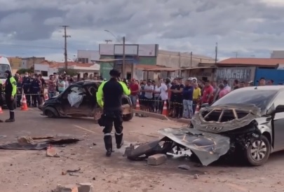 Homem morre após colisão entre dois carros em Tianguá, no Ceará