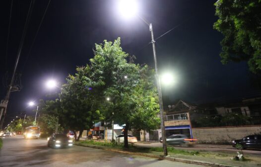 Obra que modernizou a iluminação pública da Av. Lineu Machado é finalizada