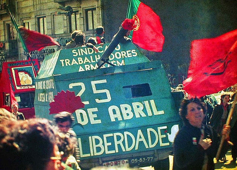 Revolução de 25 de abril de 1974: Portugal comemora 48 anos do fim da ditadura