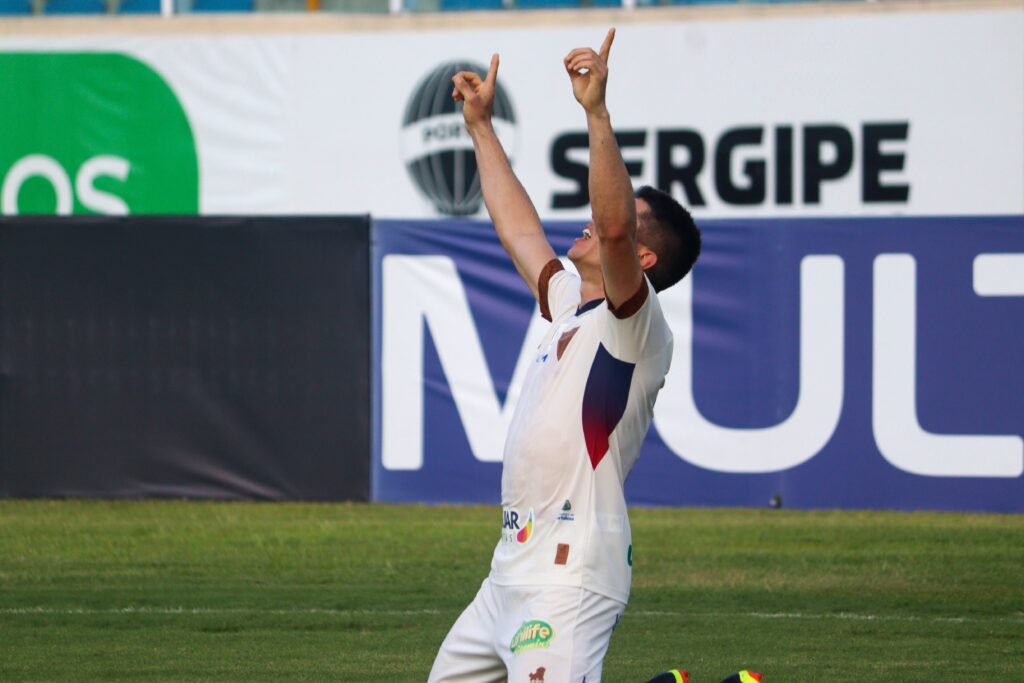 Tempo Real: acompanhe os lances de Fortaleza x CSA pela Copa do Nordeste