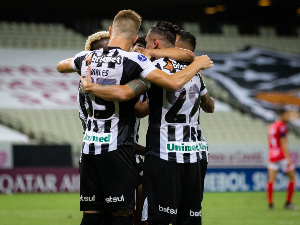 Ceará estreou na Copa Sul-Americana com vitória por 3 a 1 sobre o Jorge Wilstermann