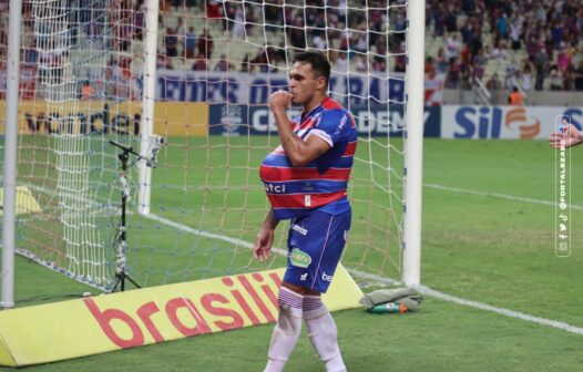 Fortaleza vence o Palmeiras por 1 a 0, espanta a má fase e volta ao G-4 do Brasileirão