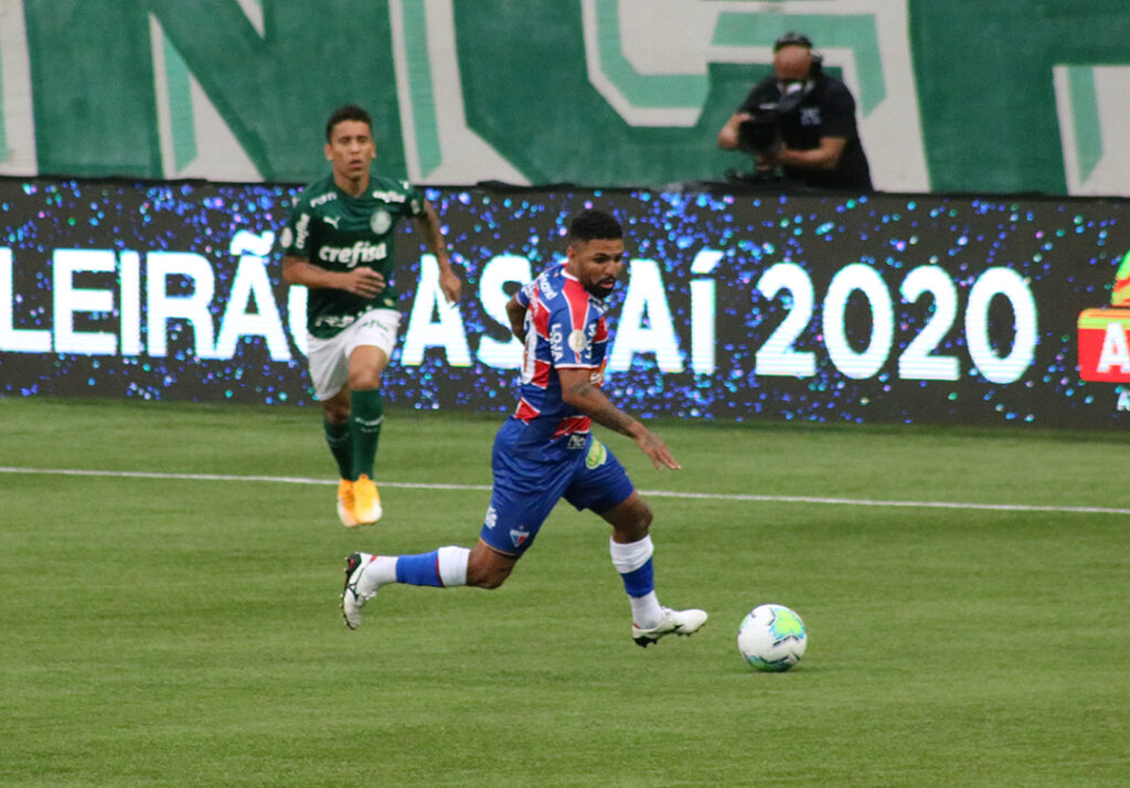 Fortaleza perde de 3 a 0 para o Palmeiras e continua escapando do rebaixamento