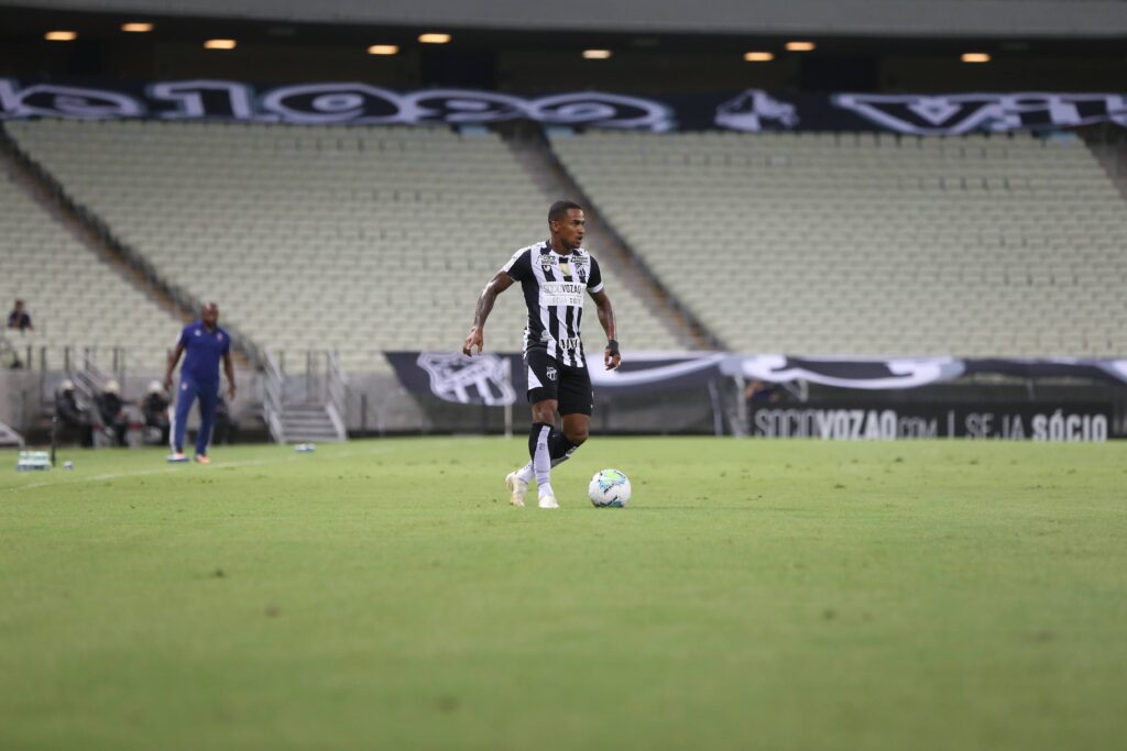 Ao vivo: Ceará enfrenta o Botafogo na última rodada do Brasileirão