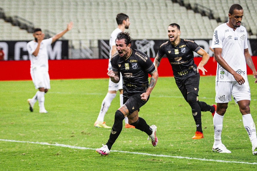 Bahia e Ceará se enfrentam neste sábado(5) na Arena Fonte Nova