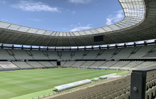 Jogos de futebol poderão receber até 50% do público no Ceará; entenda