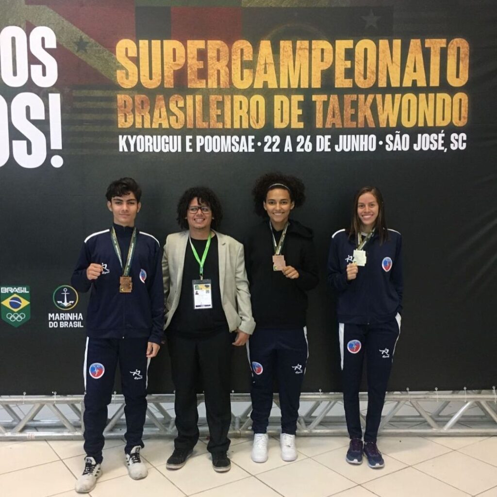 Jovens da Rede Cuca conquistam medalhas no Supercampeonato Brasileiro de Taekwondo