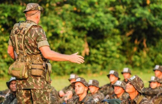 Jovens que completam 18 anos neste ano devem fazer Alistamento Militar