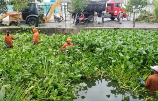 Limpeza de canais e lagoas em Fortaleza é intensificada para a quadra chuvosa