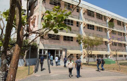 UFMG tem 76 vagas de graduação para refugiados e apátridas