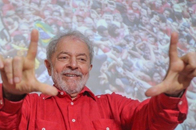 Pesquisa Datafolha aponta vitória de Lula no segundo turno em 2022 com 55% contra 32% de Bolsonaro