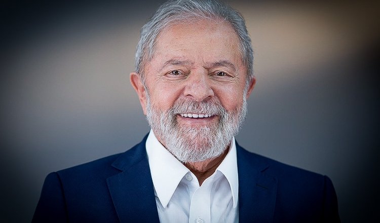 Pela primeira vez, Lula admite participar da eleição em 2022: “Serei candidato contra Bolsonaro”