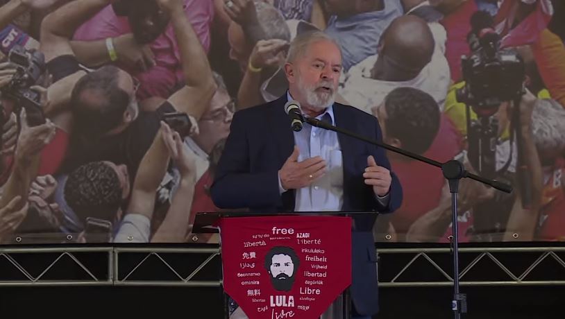 Lula se diz disposto a conversar com empresários e políticos de centro-direita para reverter crise no Brasil