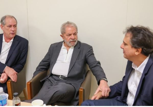 Ciro Gomes e Lula se encontram para “selar a paz”, diz jornal