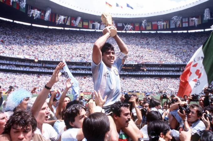 Morte de Maradona completa 1 ano: relembre 5 fatos marcantes da carreira do craque argentino