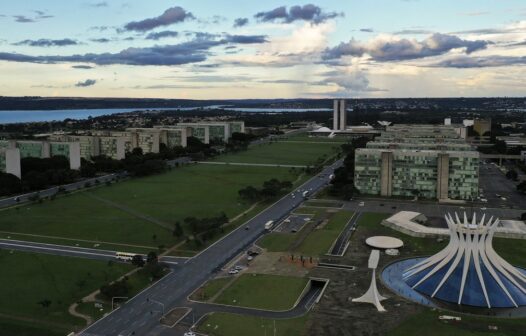 Servidores federais terão ponto facultativo no dia 22 de abril