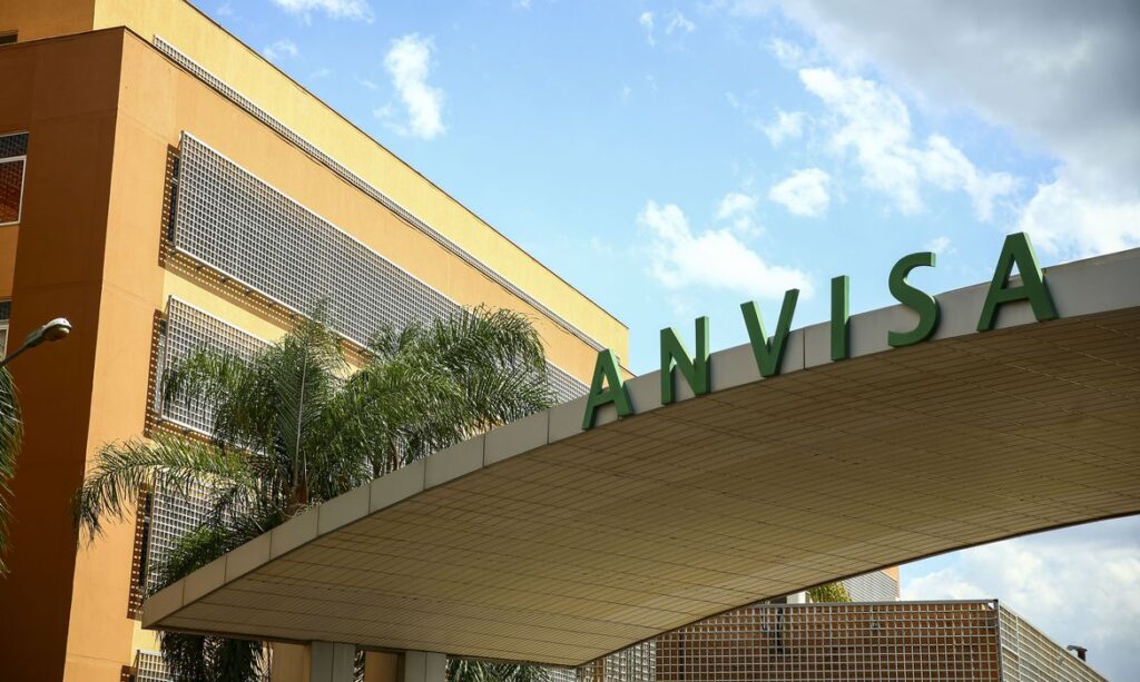 Anvisa realiza nova reunião para analisar vacina para crianças