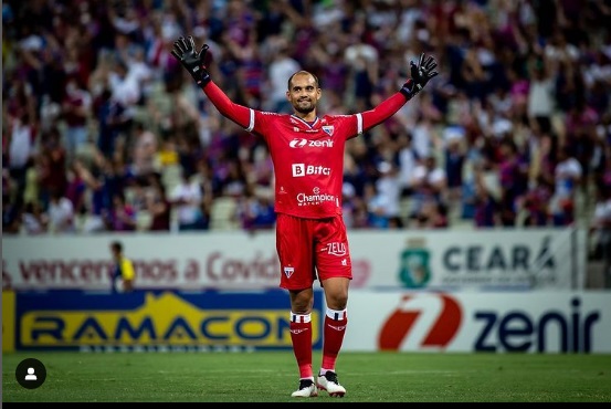 Max Walef vibra com maior sequência como goleiro titular em 13 anos de Fortaleza: "fazer de tudo para não sair mais"