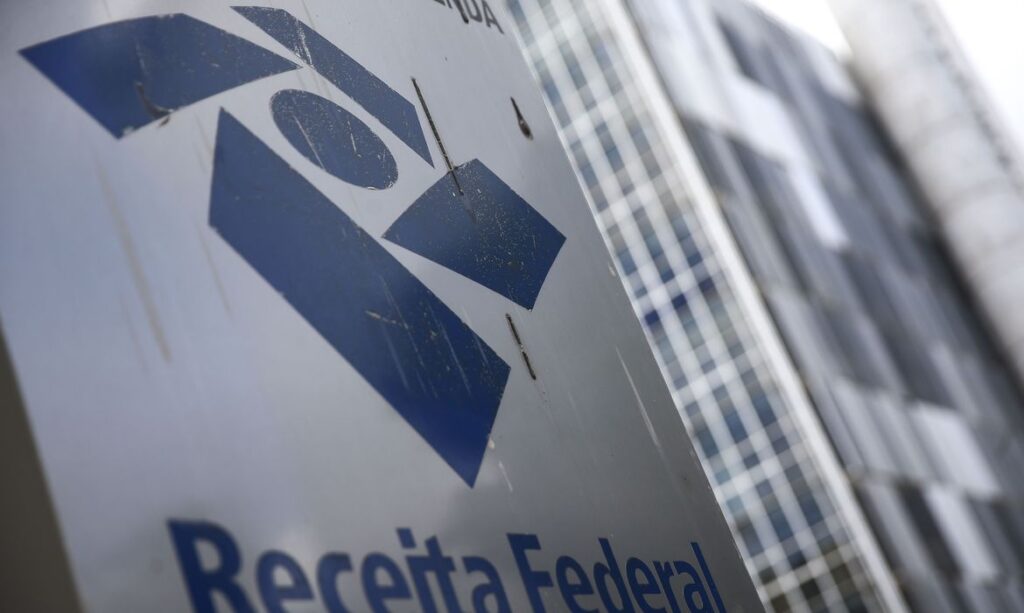 Receita Federal bate recorde de arrecadação em abril: R$ 195 bilhões