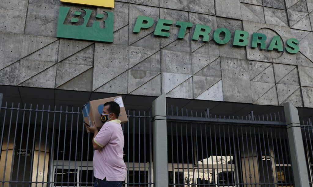 Petrobras registrou lucro líquido de R$ 106,6 bilhões em 2021