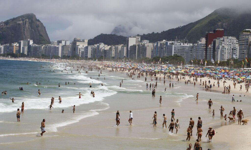 Comércio com aglomeração no Rio de Janeiro pode ser multado em até 30 mil