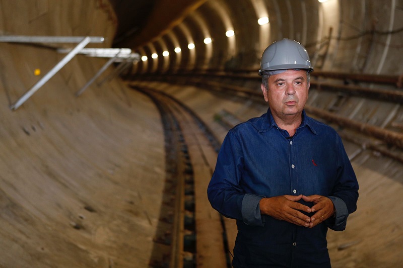 Ministro do Desenvolvimento Regional visita obras da Linha Leste do metrô de Fortaleza