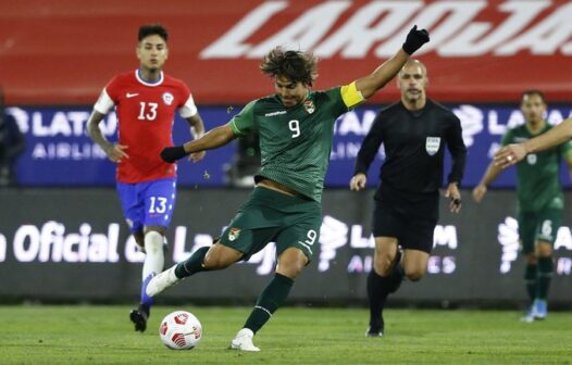 Conmebol suspende por um jogo e multa atacante da Bolívia por crítica à Copa América