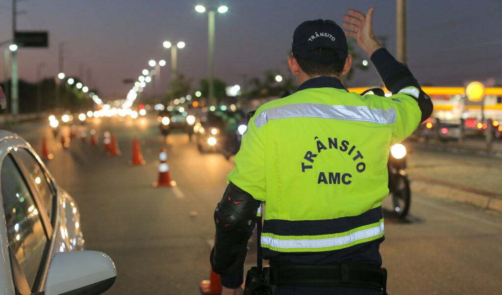 Mortes no trânsito em Fortaleza caem pela metade em fevereiro