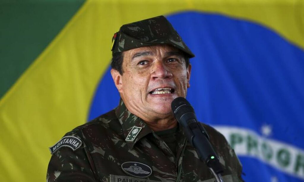 Novo comandante do Exército, general Paulo Sérgio é cearense e natural de Iguatu