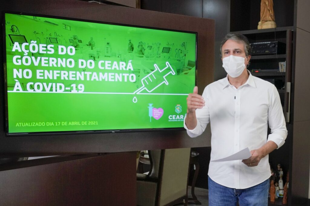 Novo decreto no Ceará mantém horário ampliado do comércio e recomenda restrições para o Cariri, anuncia Camilo Santana