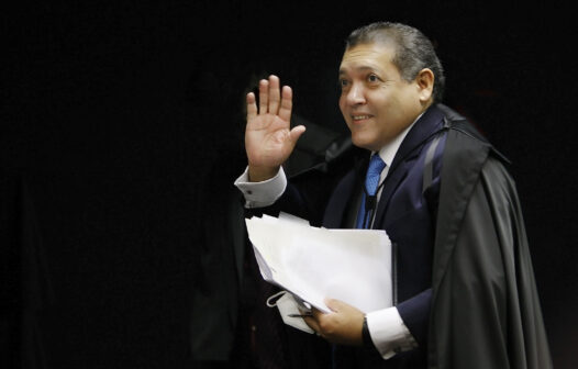 Nunes Marques suspende trecho da Lei da Ficha Limpa sobre inelegibilidade