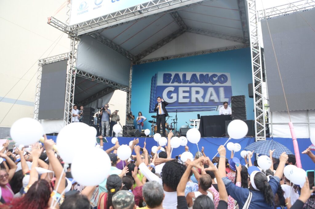 O Balanço Geral foi ancorado diretamente da Messejana, tudo ao vivo e cheio de atrações como sempre