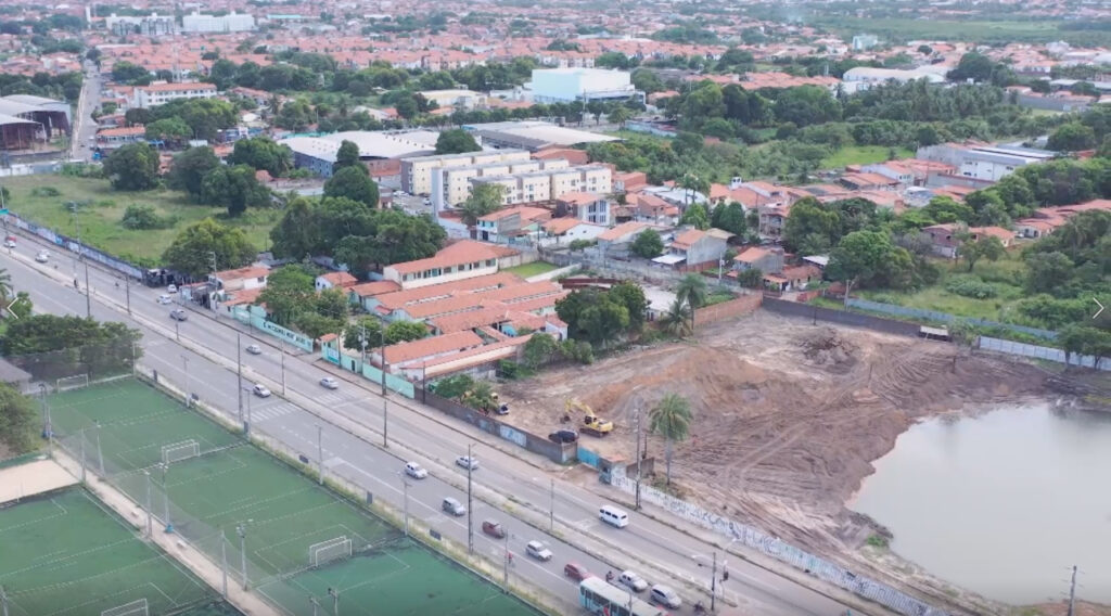 Obra é embargada após aterramento de lagoa em Fortaleza