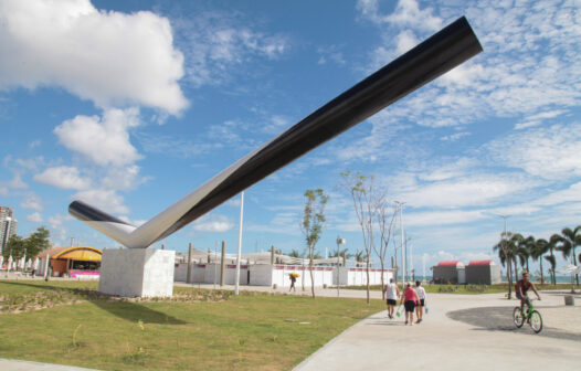 Obras de Sérvulo Esmeraldo têm restauro concluído, na Beira-Mar de Fortaleza