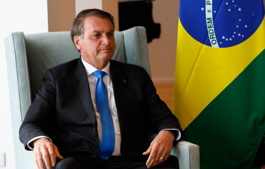 ONU: Bolsonaro diz pagar auxílio emergencial de US$ 800 (R$ 4.200)