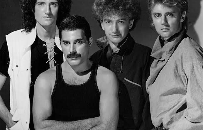 Os maiores sucessos do Queen no Café Concerto deste final de semana