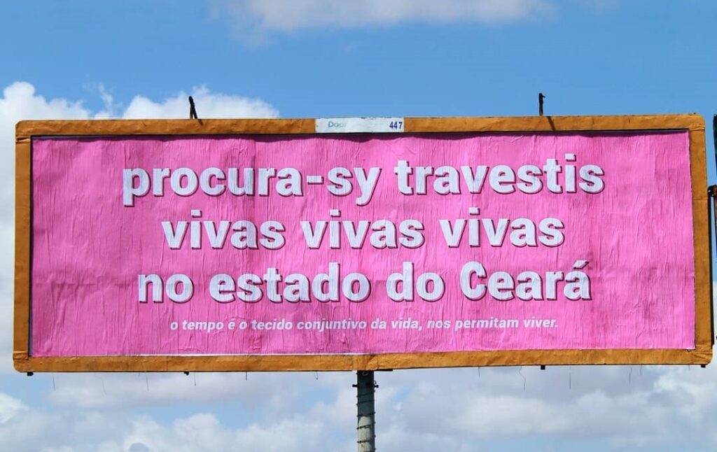 Outdoors em Fortaleza denunciam assassinatos de travestis