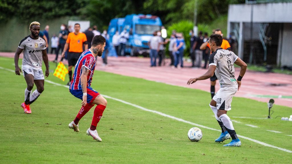 Ceará vence o Bahia em Salvador