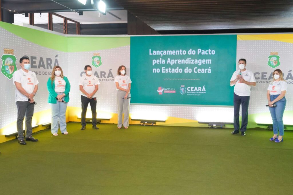 Pacto pela Aprendizagem beneficiará 910 mil estudantes cearenses