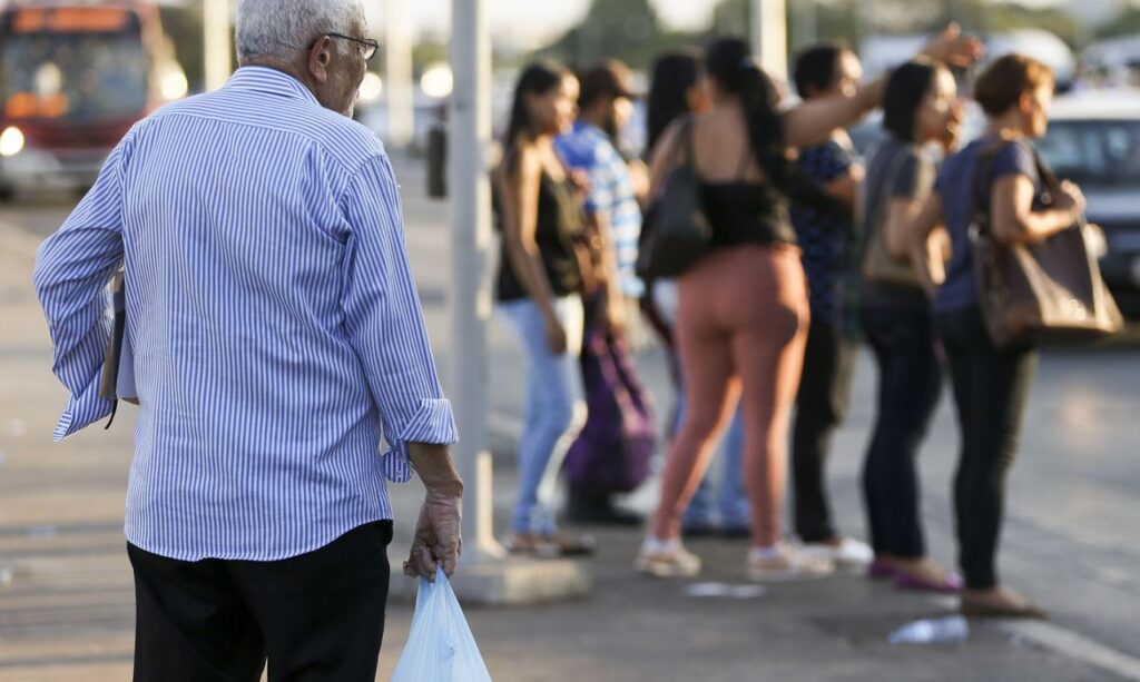 Covid-19: homens e idosos são principais vítimas de casos graves