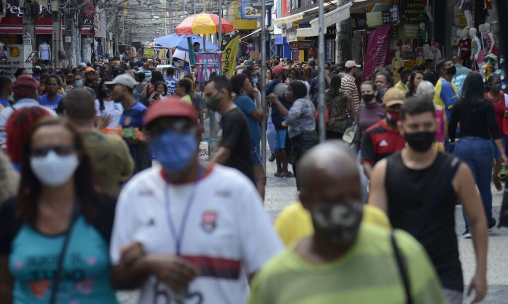 Brasil supera a marca de 610 mil vidas perdidas para a covid-19