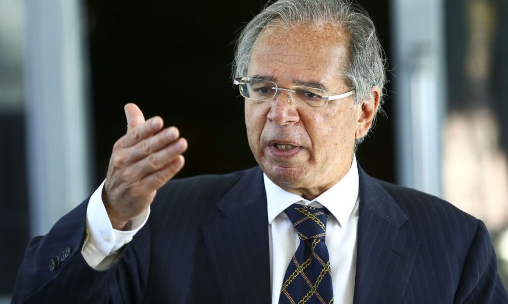 Indicadores confirmam recuperação da economia, diz Paulo Guedes