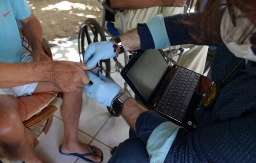 Perícia Forense realiza coleta de DNA em abrigos e hospitais para localizar pessoas desaparecidas no Ceará